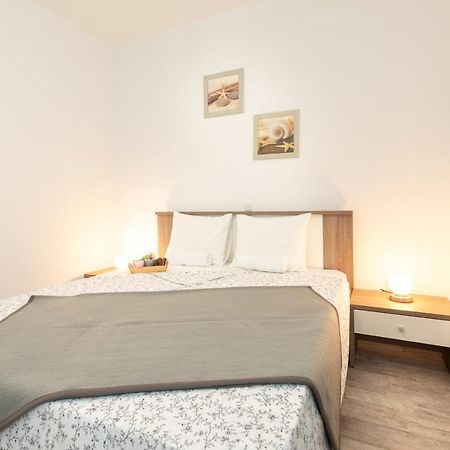 Apartments Doris, Krk Krk Town Zewnętrze zdjęcie