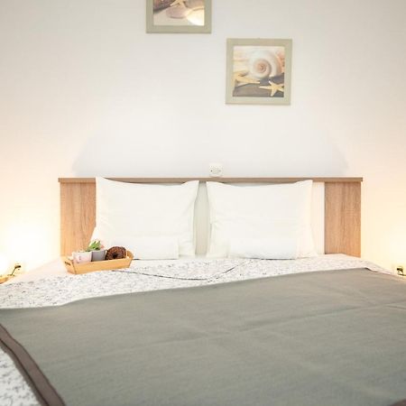 Apartments Doris, Krk Krk Town Zewnętrze zdjęcie