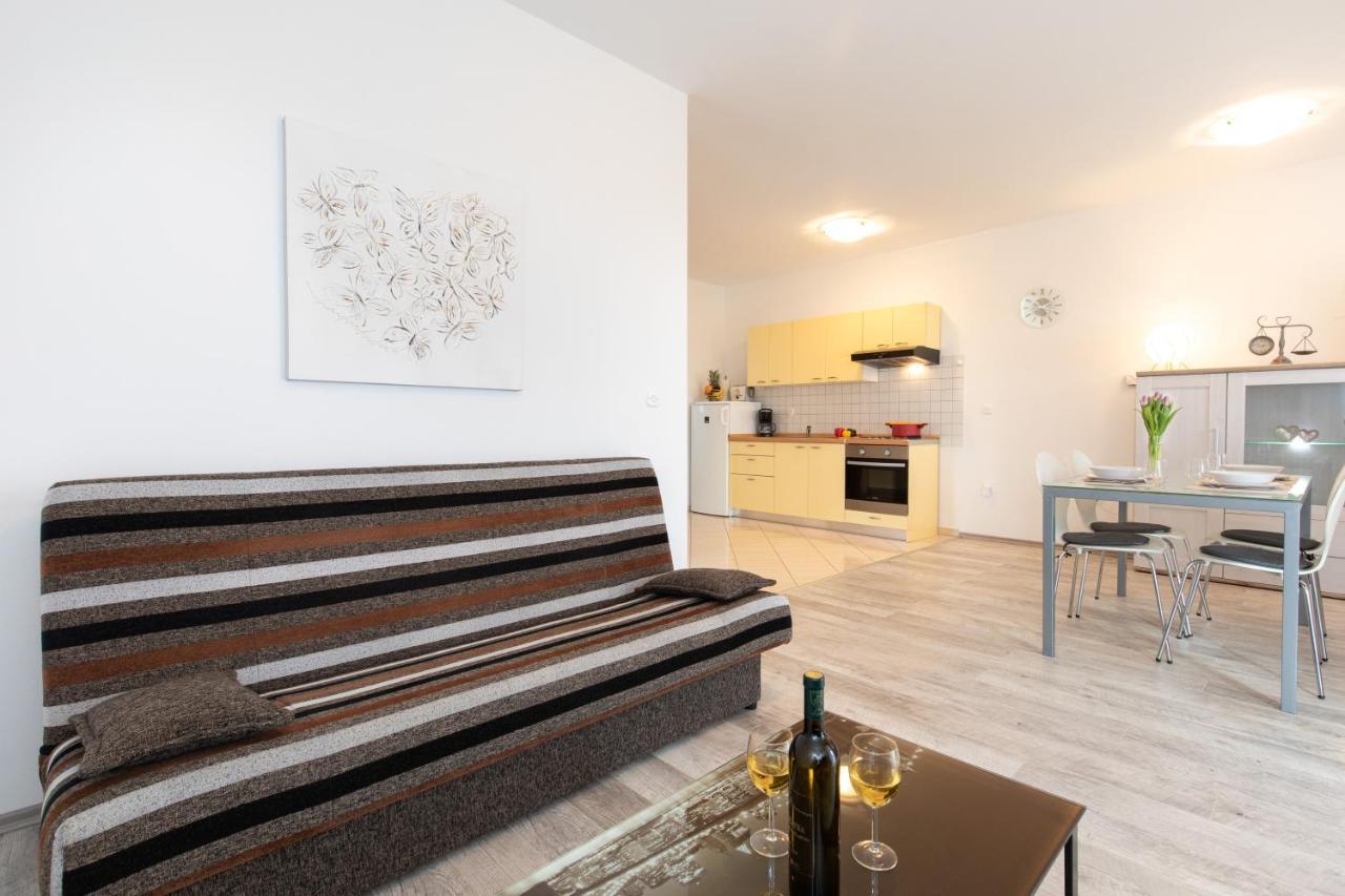 Apartments Doris, Krk Krk Town Zewnętrze zdjęcie